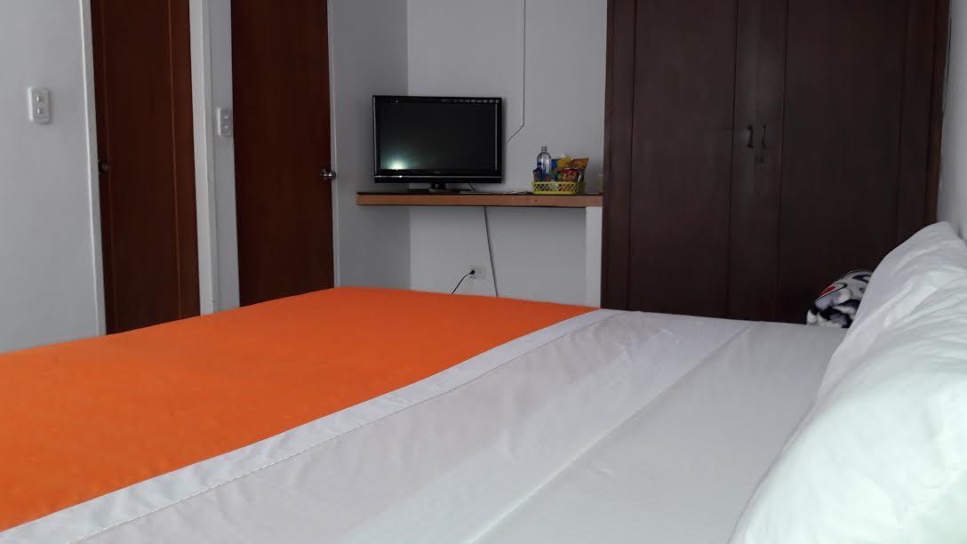 Hostal Deluxe Santander Manizales Extérieur photo